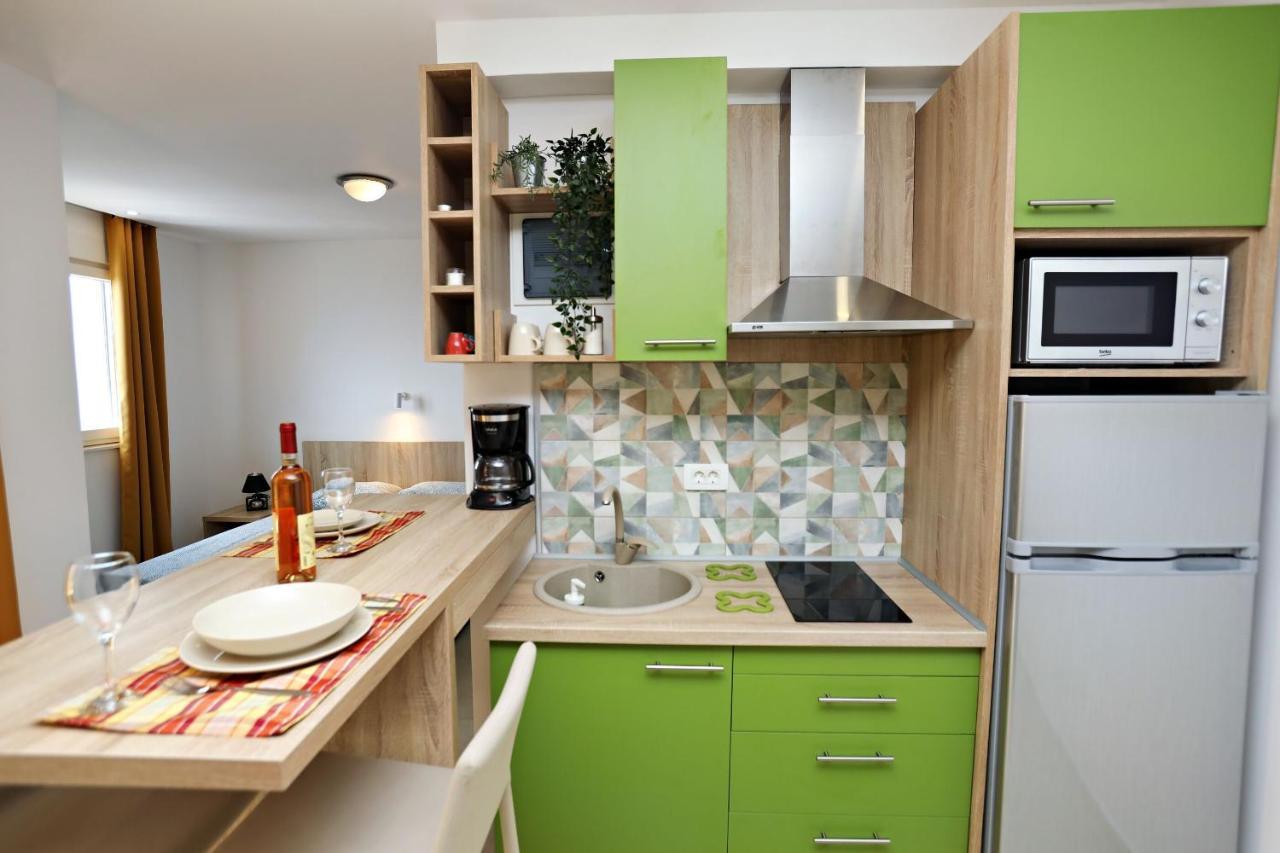 Apartments Oktopus Sutomore Kültér fotó